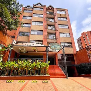 4* Hotel Casa Laureles